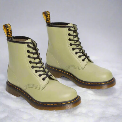 Women's Elegant Lace-Up Classic Boots 7