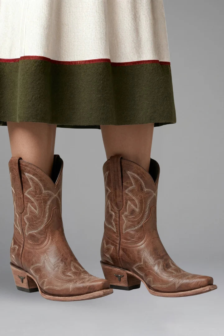 Women's Embroidered Pointed Toe Mid-Calf Cowgirl Boots 0