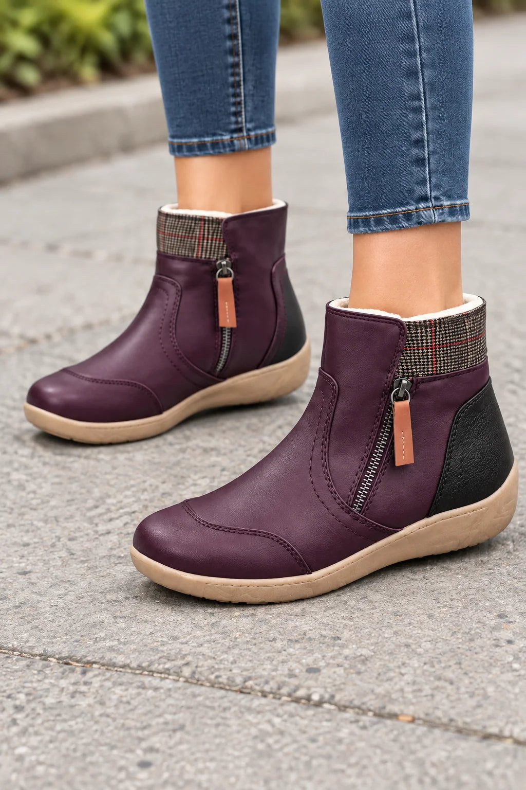 Women's Modern Double-Zip Flat Black Ankle Boots 3