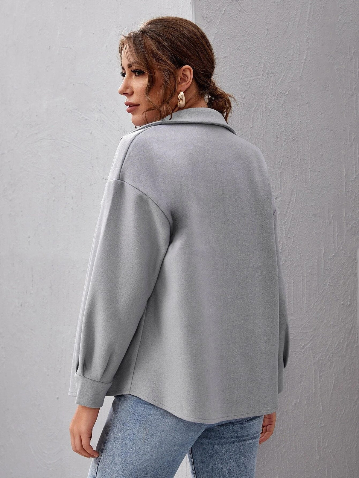 Women's Oversized Button-Up Shirt Collar Shacket 4